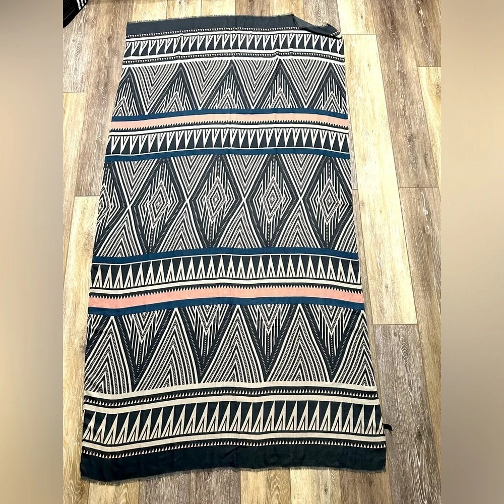 🛍️80% Viscose 20% Cotton large Scarf 68 X 37